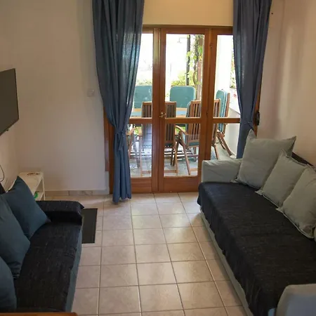 Dom wakacyjny Alexger Front Deluxe House *