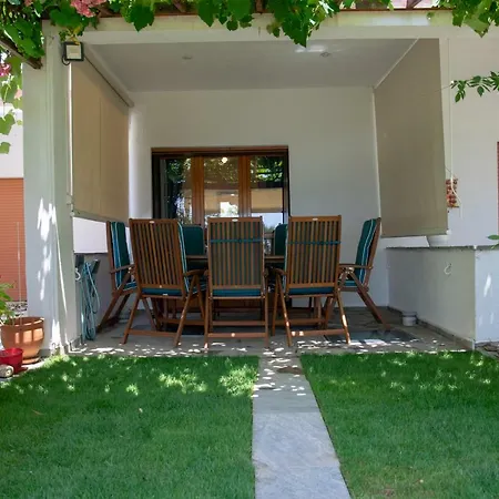 Alexger Front Deluxe House Dom wakacyjny *